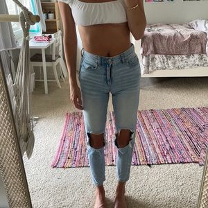 American Eagle mom jeans size 2 regular